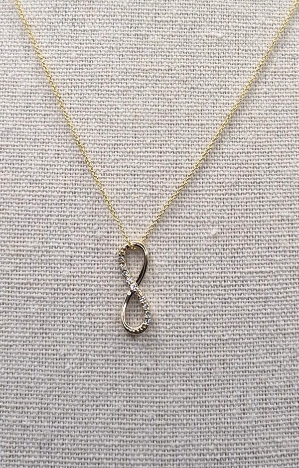 Infinity pendant